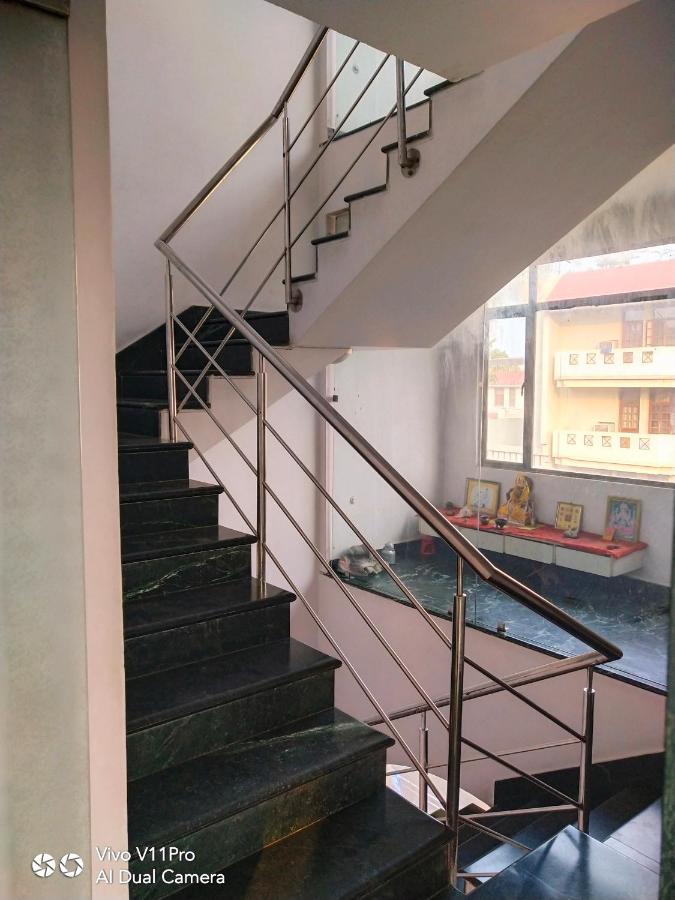 Rass Hotel กานปูร์ ภายนอก รูปภาพ