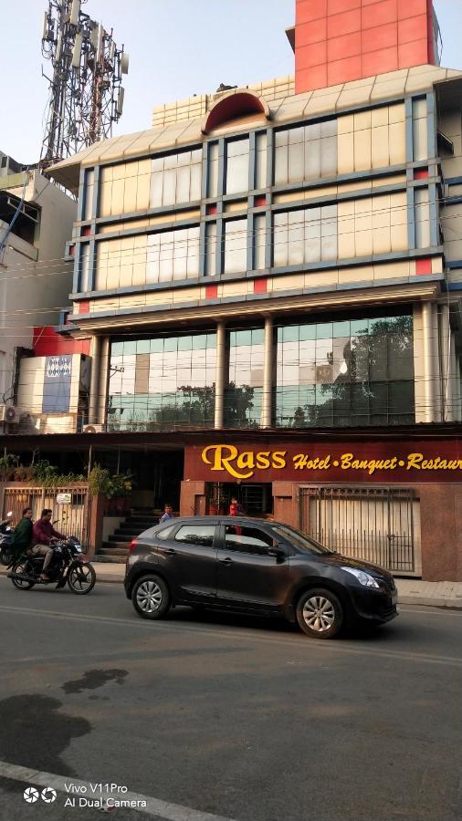 Rass Hotel กานปูร์ ภายนอก รูปภาพ